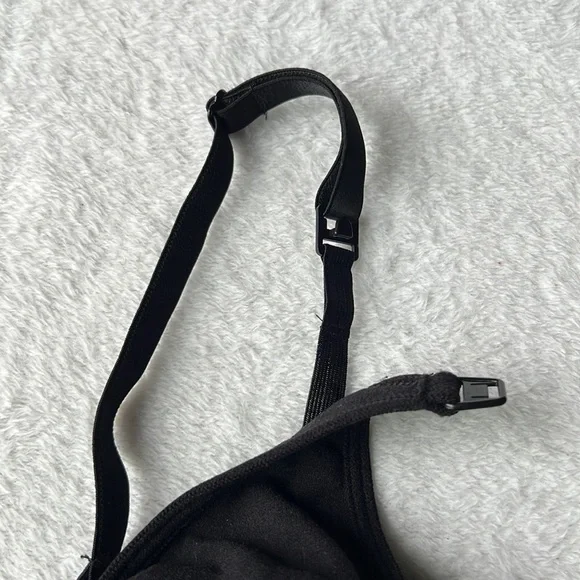 SKIMS Maternity/Nursing Sculpting Bra - Picture 7 of 9